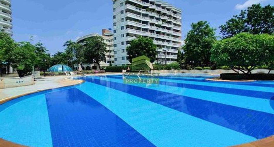 For sale 1 bed condo in Bang Kapi, Bangkok