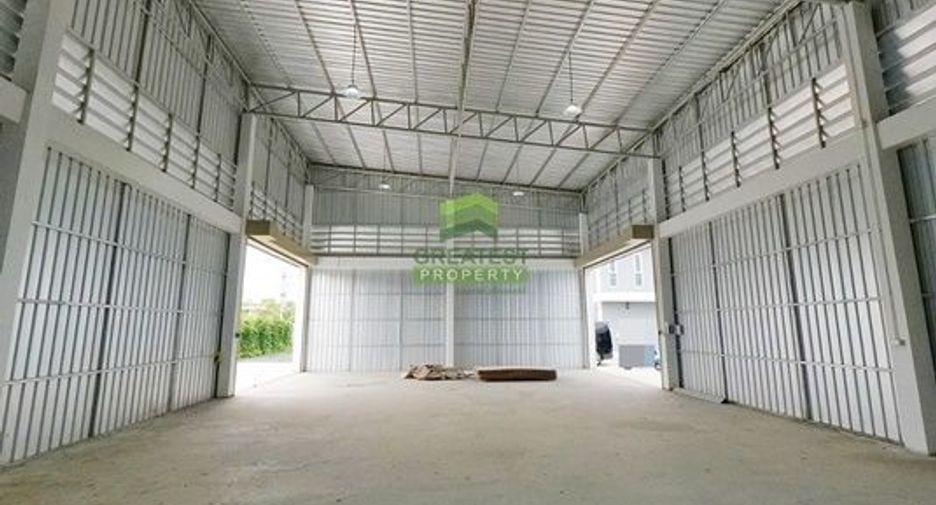 For sale warehouse in Lat Lum Kaeo, Pathum Thani