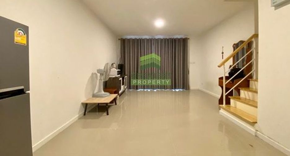 For sale 3 bedrooms townhouse in Lat Lum Kaeo, Pathum Thani