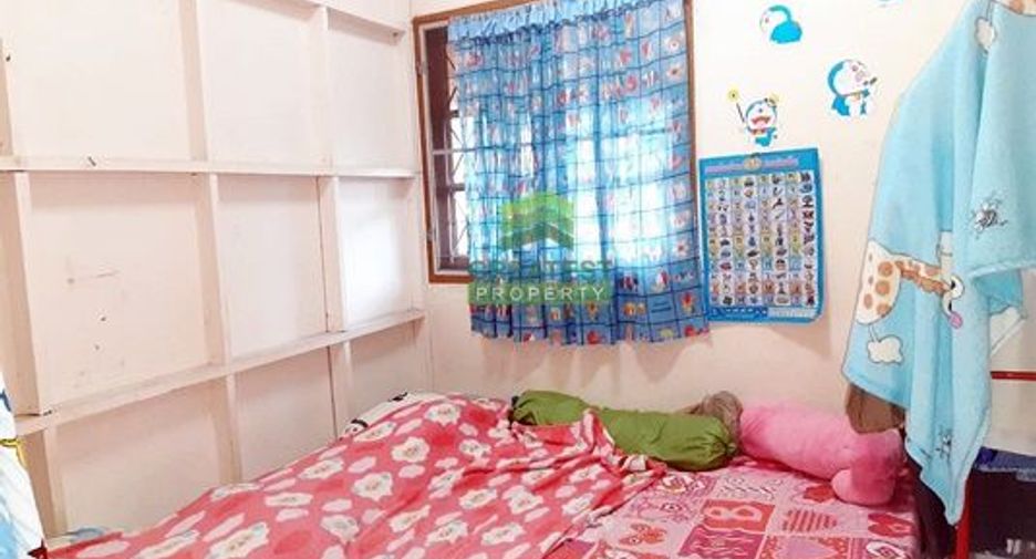 For sale 3 bedrooms retail Space in Mueang Narathiwat, Narathiwat
