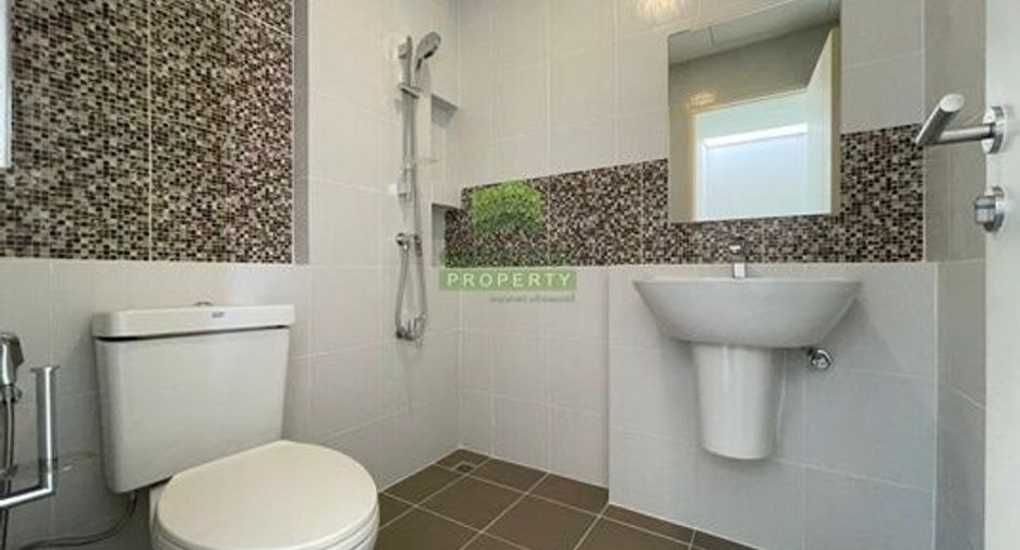 For sale 3 bedrooms townhouse in Bang Pa-in, Phra Nakhon Si Ayutthaya