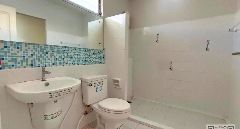 Casa en venta de 3 habitaciones en Thung Khru, Bangkok
