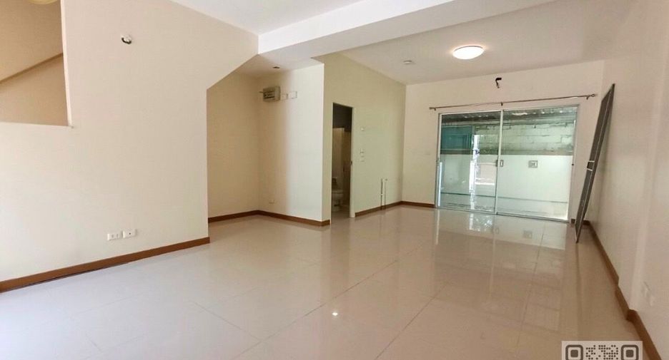 Casa en venta de 3 habitaciones en Thung Khru, Bangkok