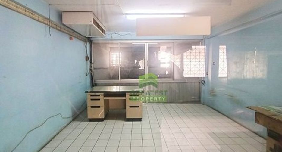 For sale 4 ベッドルーム retail Space in Bang Kruai, Nonthaburi