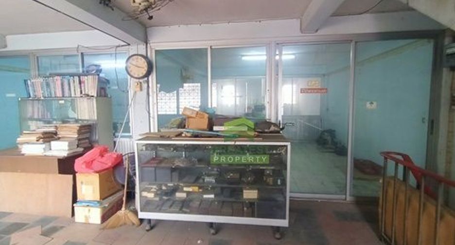 For sale 4 ベッドルーム retail Space in Bang Kruai, Nonthaburi