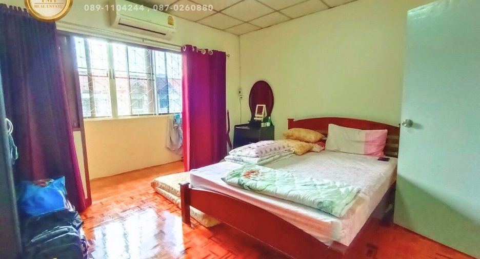 Haus zum Kauf mit 3 Zimmer in Bang Kapi, Bangkok