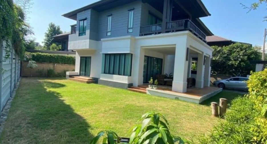 For rent 4 Beds villa in San Sai, Chiang Mai