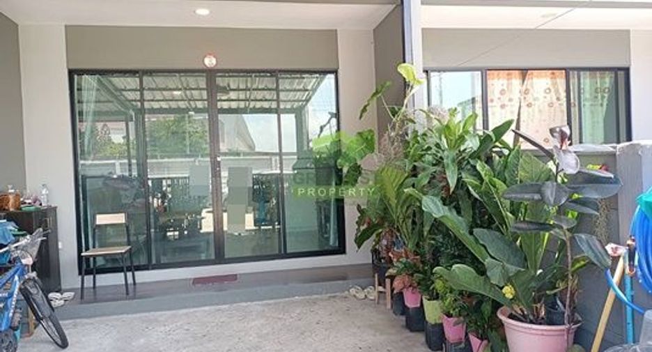 For sale 2 bedrooms townhouse in Lat Lum Kaeo, Pathum Thani