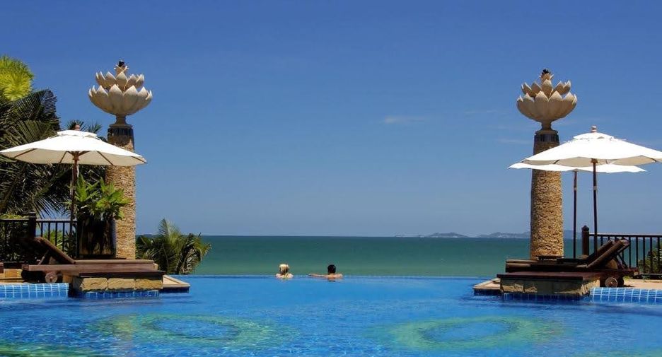 For sale 230 bedrooms hotel in Bang Lamung, Chonburi