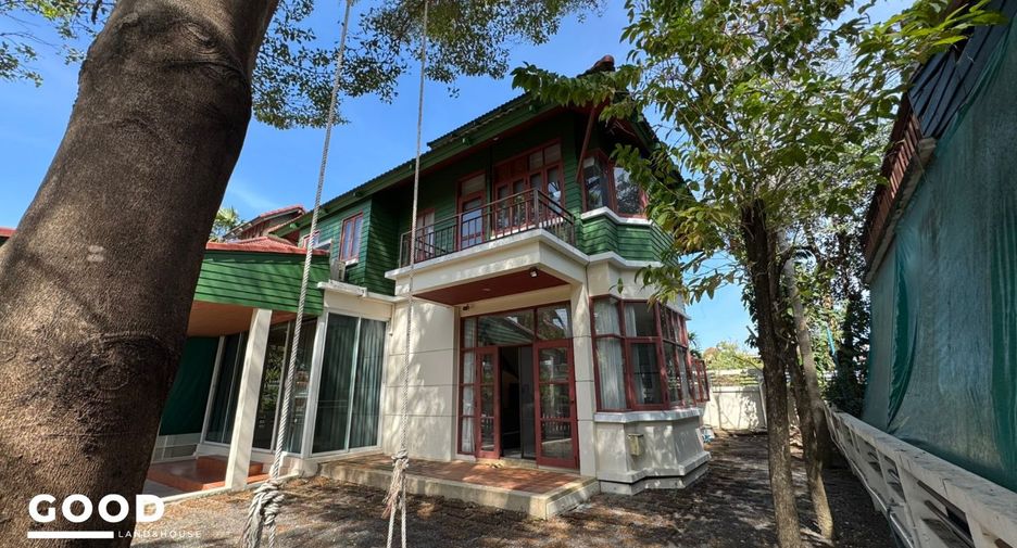 Casa en alquiler y en venta de 4 habitaciones en Chom Thong, Bangkok