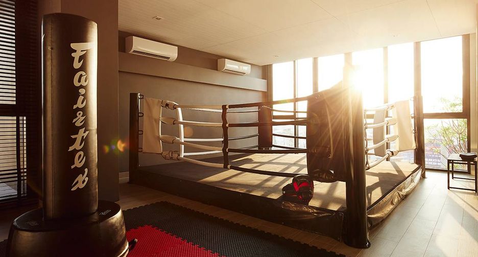 For sale 1 bed condo in Mueang Samut Prakan, Samut Prakan