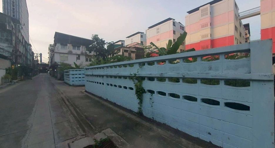 For sale land in Bang Kapi, Bangkok