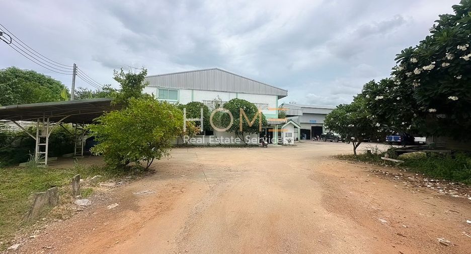For sale warehouse in Si Racha, Chonburi