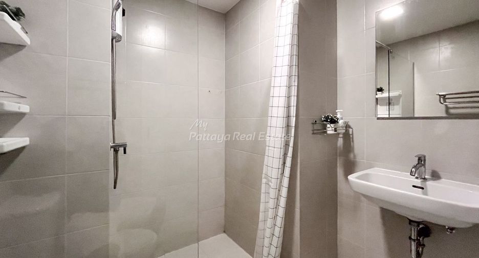 For sale studio condo in Bang Lamung, Chonburi