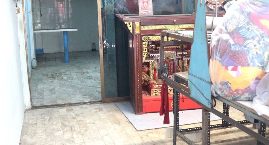 For sale 1 bed retail Space in Chom Thong, Bangkok