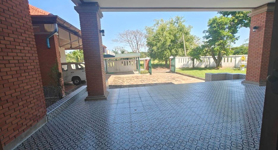 For rent 5 bedrooms house in Bang Phli, Samut Prakan