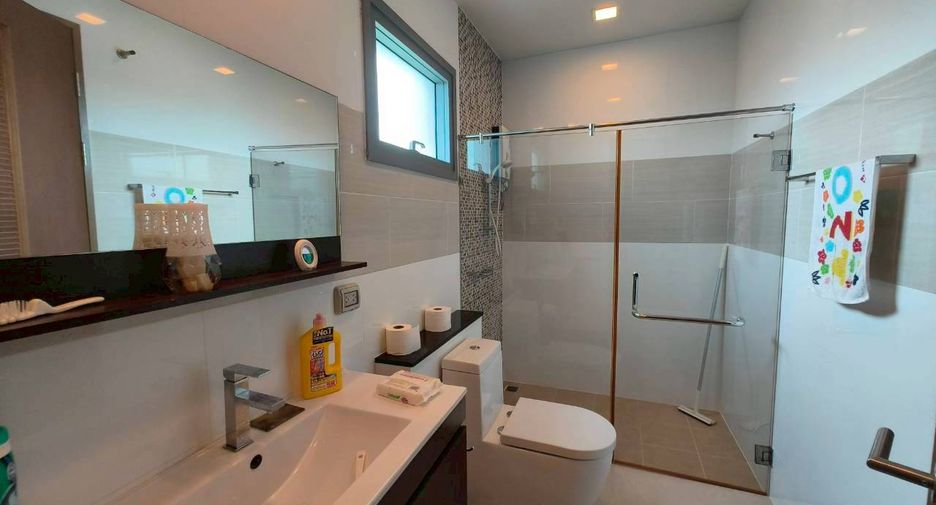 À vendre 2 chambres condo 