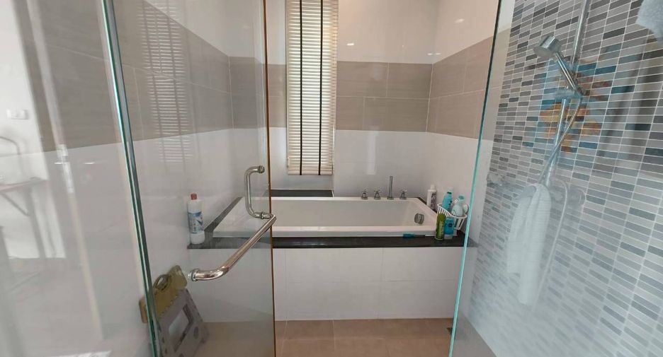 À vendre 2 chambres condo 