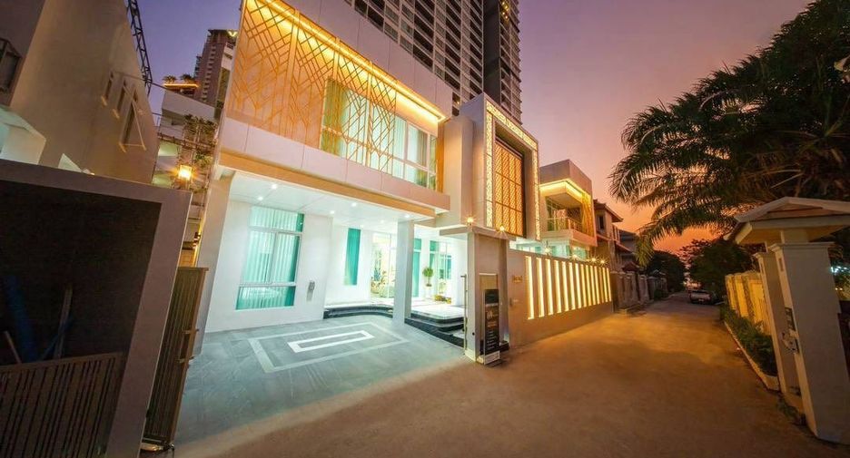 For sale 7 bedrooms house in Bang Lamung, Chonburi