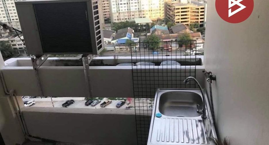 For sale 1 bed condo in Bang Kapi, Bangkok