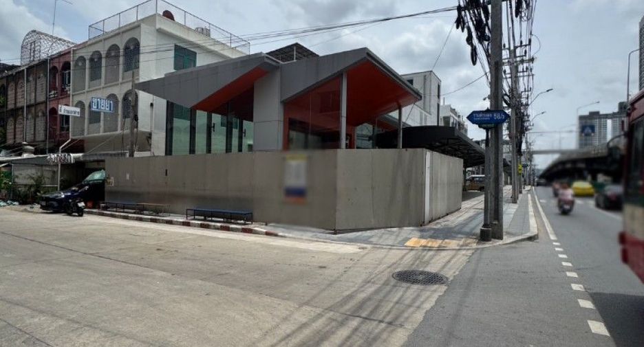 For sale 1 bed condo in Bang Kapi, Bangkok