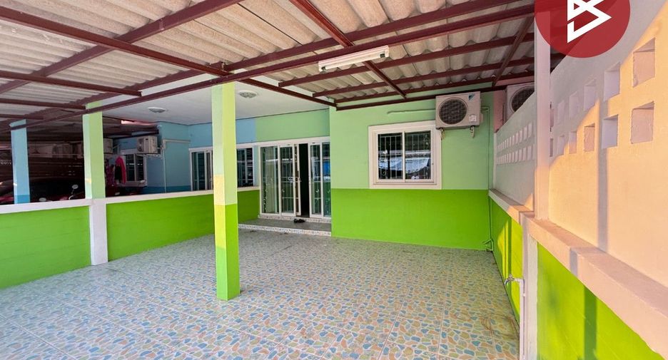 For sale 2 bedrooms townhouse in Mueang Rayong, Rayong