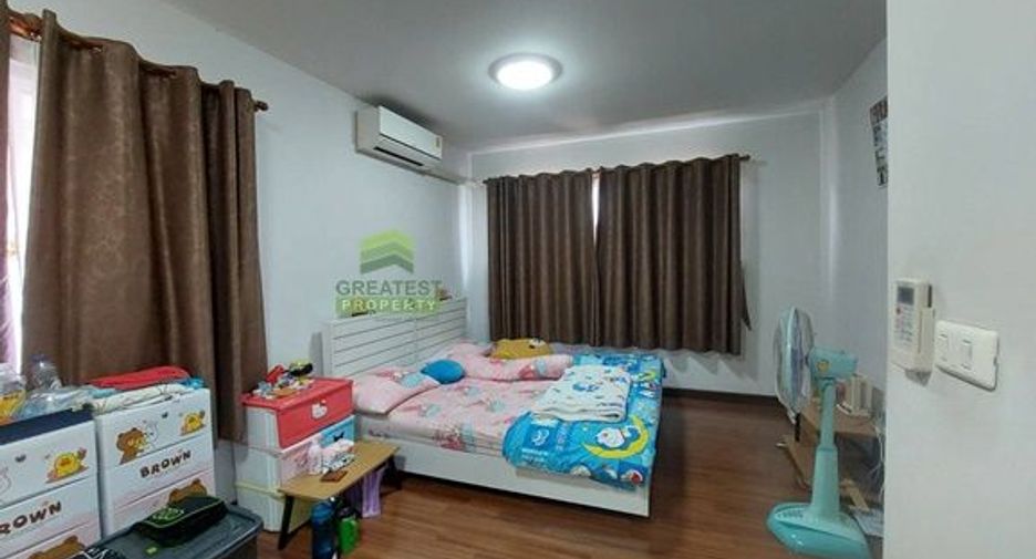 Reihenhaus zum Kauf mit 2 Zimmer in Lat Krabang, Bangkok