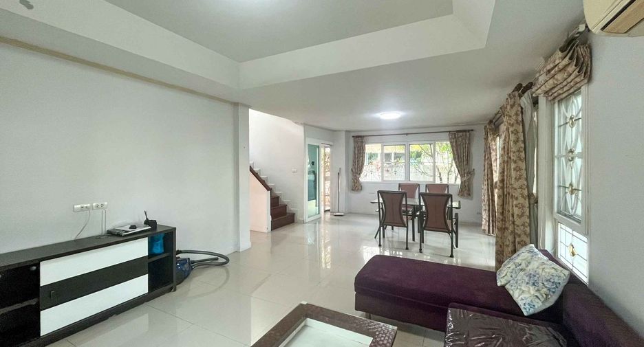 For rent 3 bedrooms house in Mueang Chiang Mai, Chiang Mai