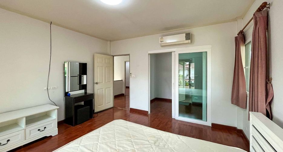 For rent 3 bedrooms house in Mueang Chiang Mai, Chiang Mai