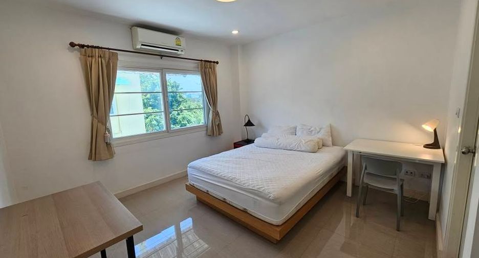 For rent 4 bedrooms house in Phasi Charoen, Bangkok