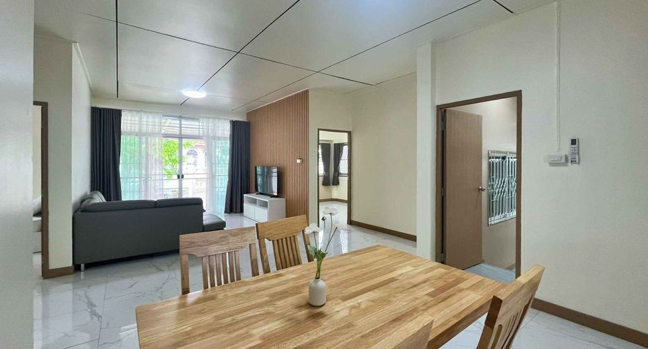 For rent 3 bedrooms house in Mueang Chiang Mai, Chiang Mai