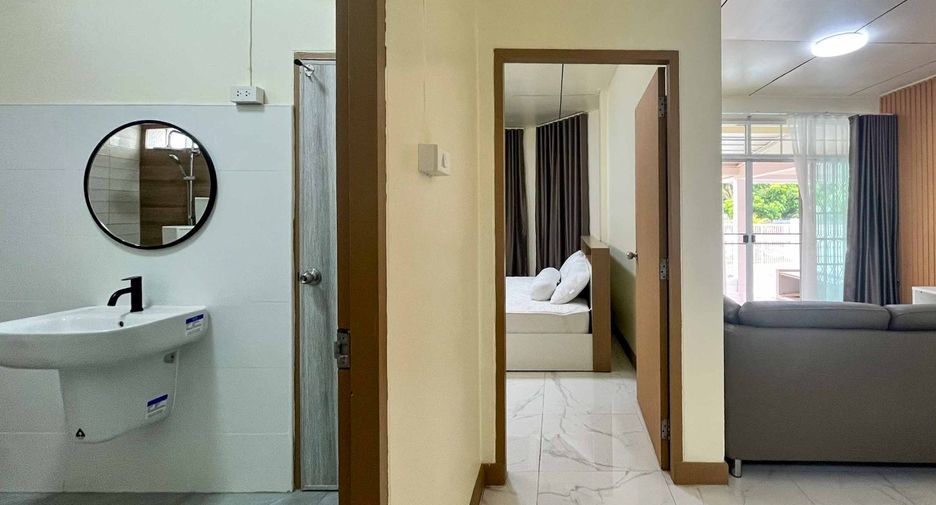 For rent 3 bedrooms house in Mueang Chiang Mai, Chiang Mai