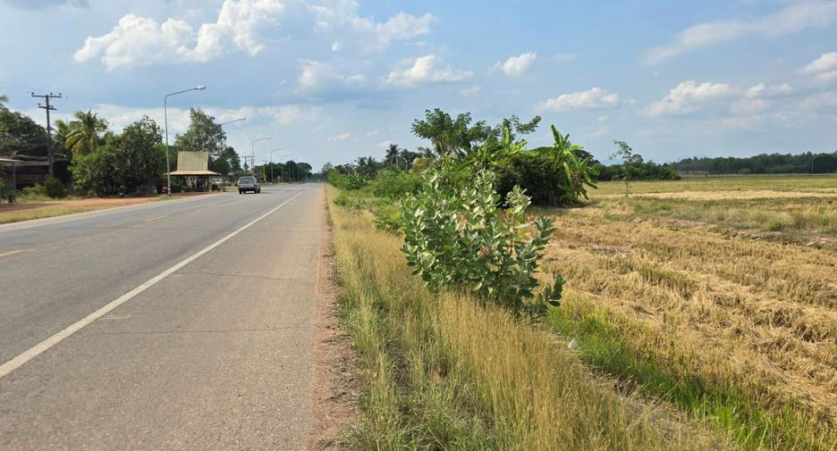 Grundstück zum Kauf in Mueang Uttaradit, Uttaradit