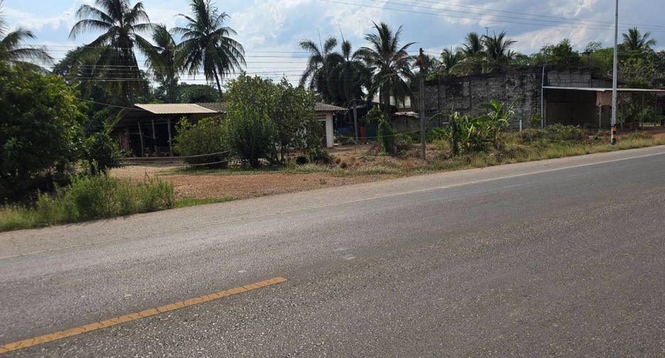 Grundstück zum Kauf in Mueang Uttaradit, Uttaradit