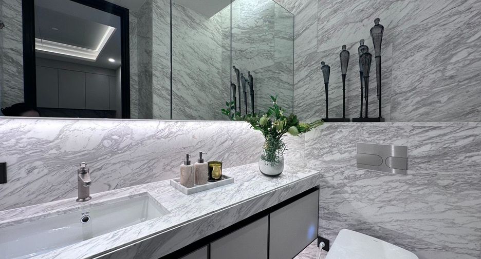 Condo en venta de 1 habitaciones en Khlong Toei, Bangkok