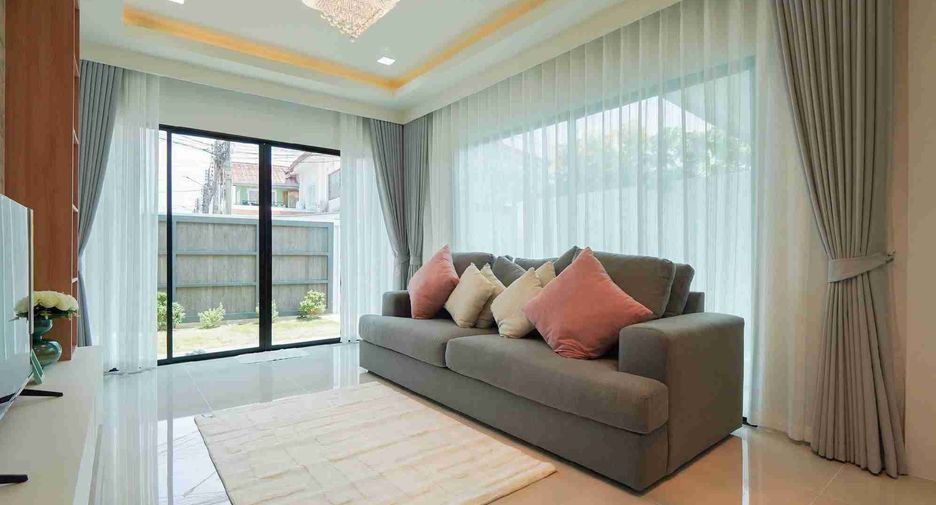 For sale 3 bedrooms house in East Pattaya, Pattaya