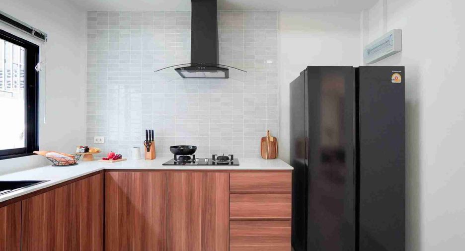 For sale 3 bedrooms house in East Pattaya, Pattaya