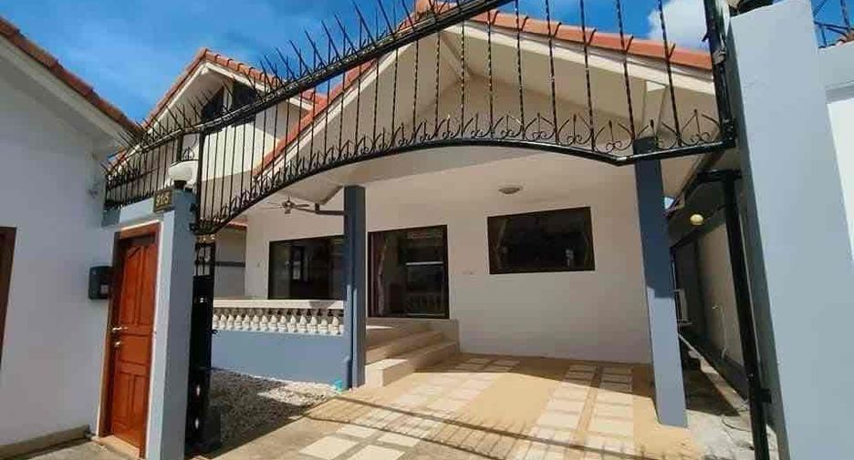 Villa en alquiler de 3 habitaciones en Jomtien, Pattaya