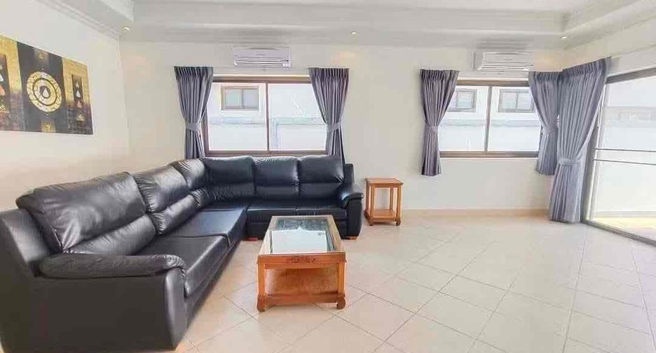 Villa en alquiler de 3 habitaciones en Jomtien, Pattaya