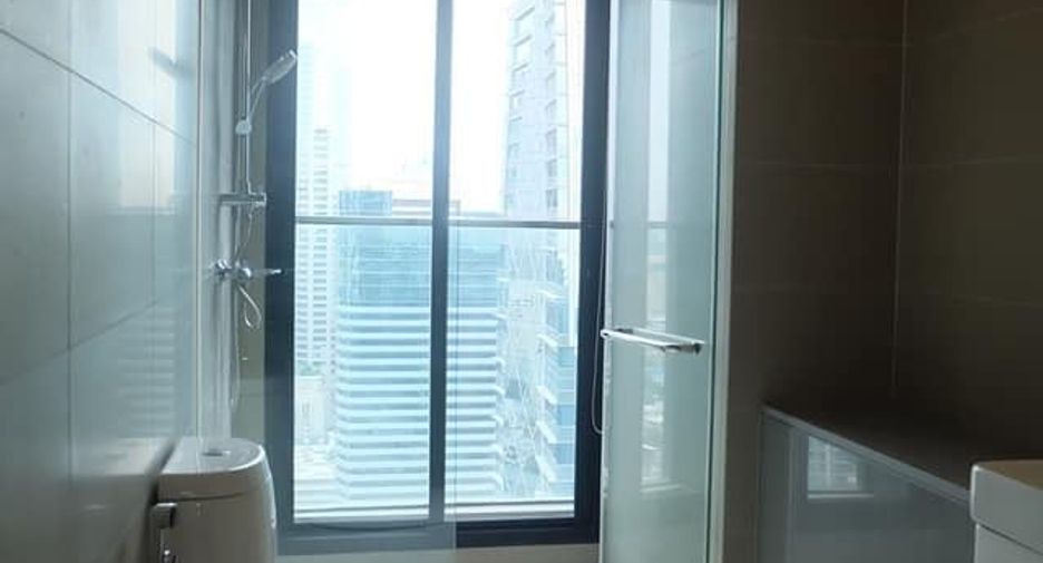 For rent 1 bed condo in Pathum Wan, Bangkok
