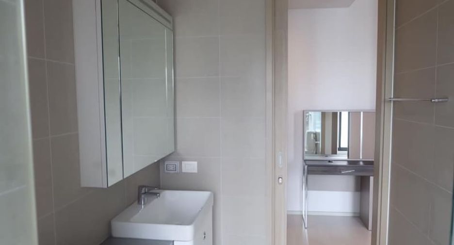 For rent 1 bed condo in Pathum Wan, Bangkok