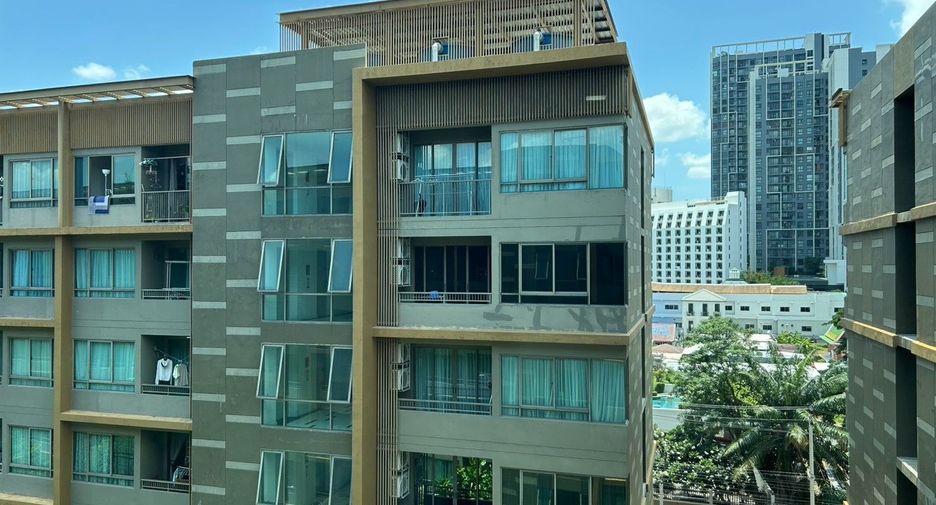 For rent 1 bed condo in Huai Khwang, Bangkok