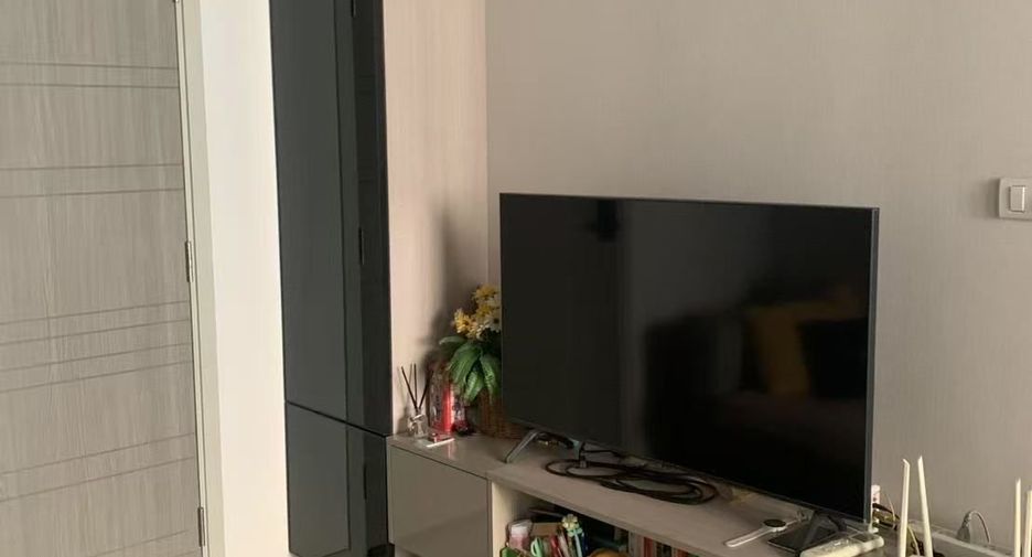 For sale 1 bed condo in Khlong Toei, Bangkok