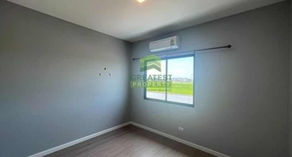 For sale 3 bedrooms townhouse in Lam Luk Ka, Pathum Thani