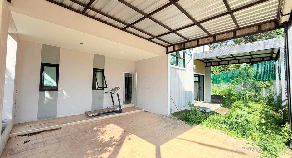 出售 4 卧室 独立屋 在 Mueang Udon Thani, Udon Thani