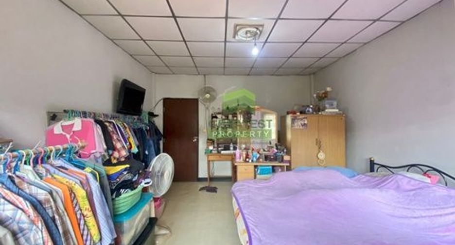 出售 2 卧室 联排别墅 在 Bang Kruai, Nonthaburi