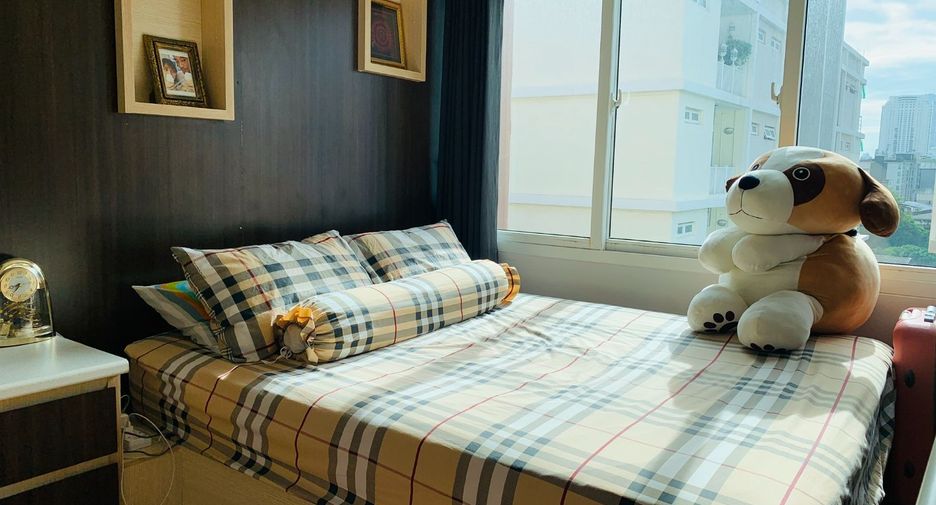 For sale 2 bedrooms condo in Khlong San, Bangkok