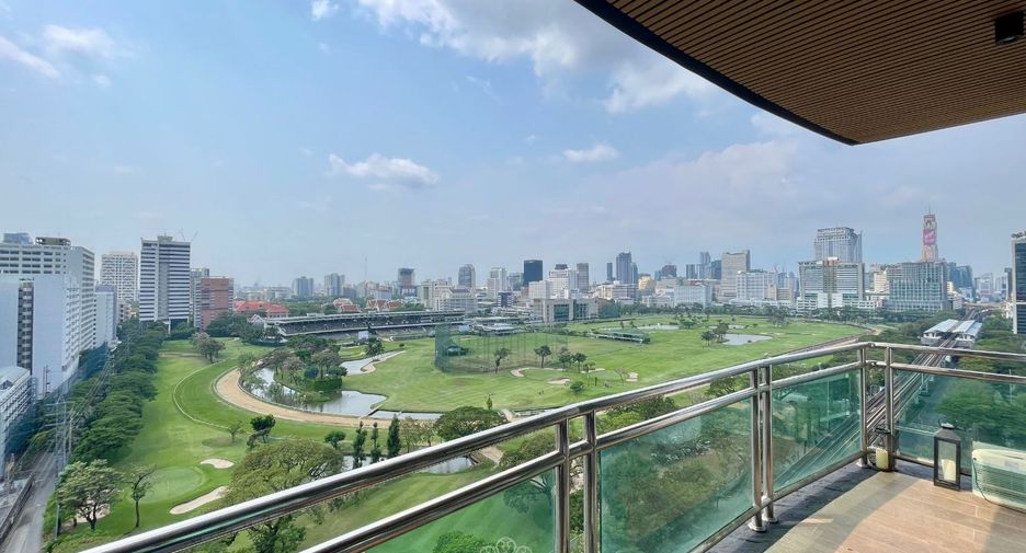 For rent 4 bedrooms condo in Pathum Wan, Bangkok