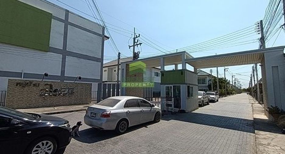 For sale 3 ベッドルーム townhouse in Mueang Chachoengsao, Chachoengsao