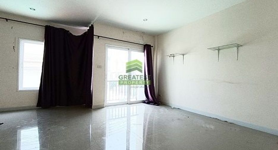 For sale 3 ベッドルーム townhouse in Mueang Chachoengsao, Chachoengsao